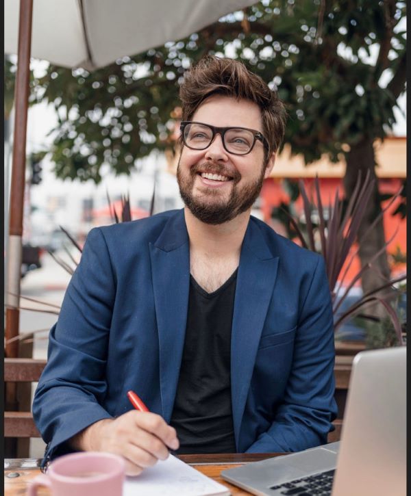 Gregory Kasunich headshot