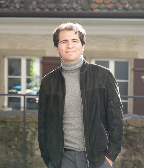 Nepal Arslan headshot